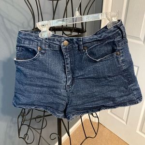 Daisy duke jean shorts